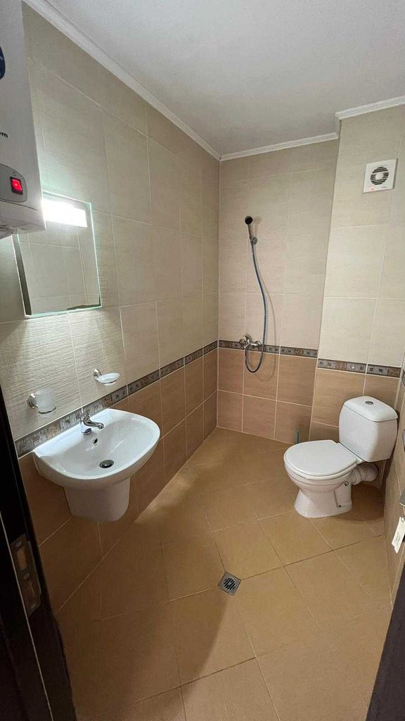 Продава се Къща в с. Гюльовца, Област Бургас - 161 кв.м за 1609 €/кв.м - Снимка #15