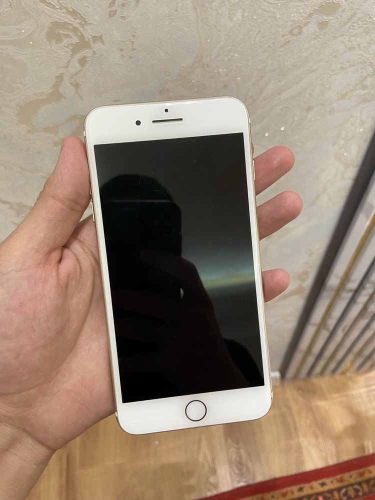 Iphone 7 plus pul zarur