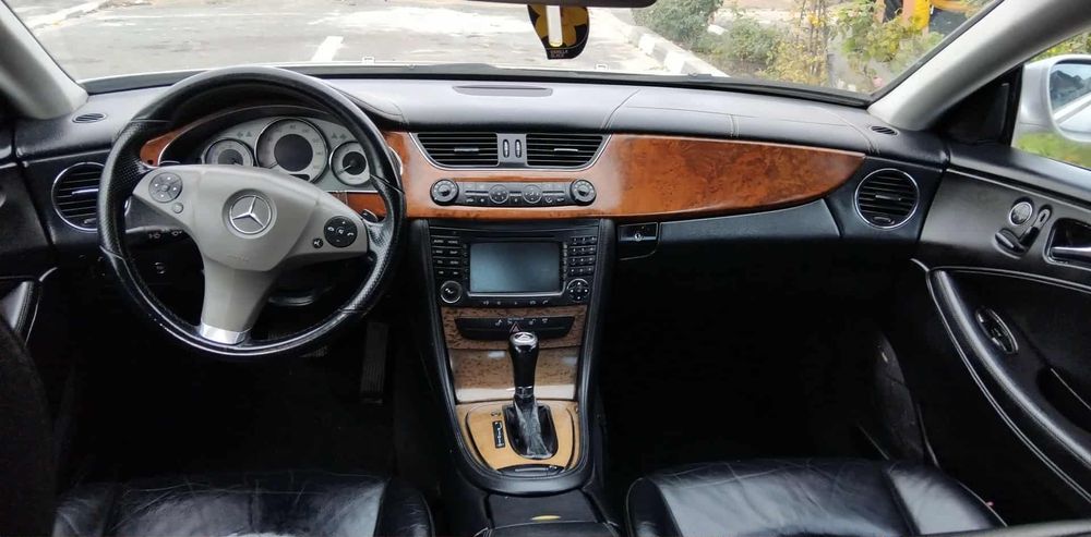 Mercedes cls 320 W219 7G на части