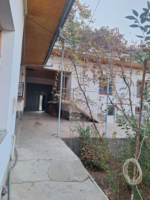 Ховли сотилади 8 сотик