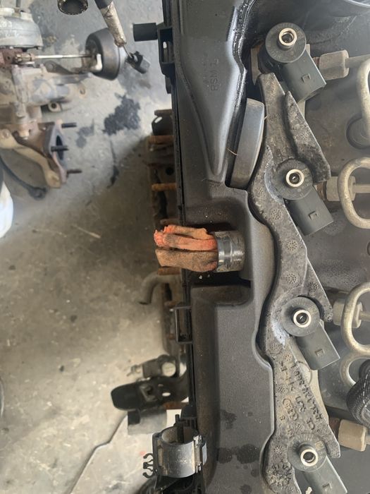Injectoare Audi A5 2.0 TDI 177CP A4 B8 A6 Passat B7 Crafter 0445110369
