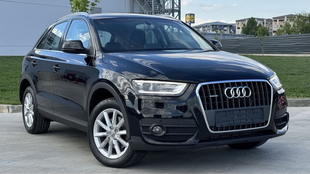 Audi Q3 quattro 177Cp/Automata/Bi-Xenon/Carlig/Senzori fata+spate/ etc