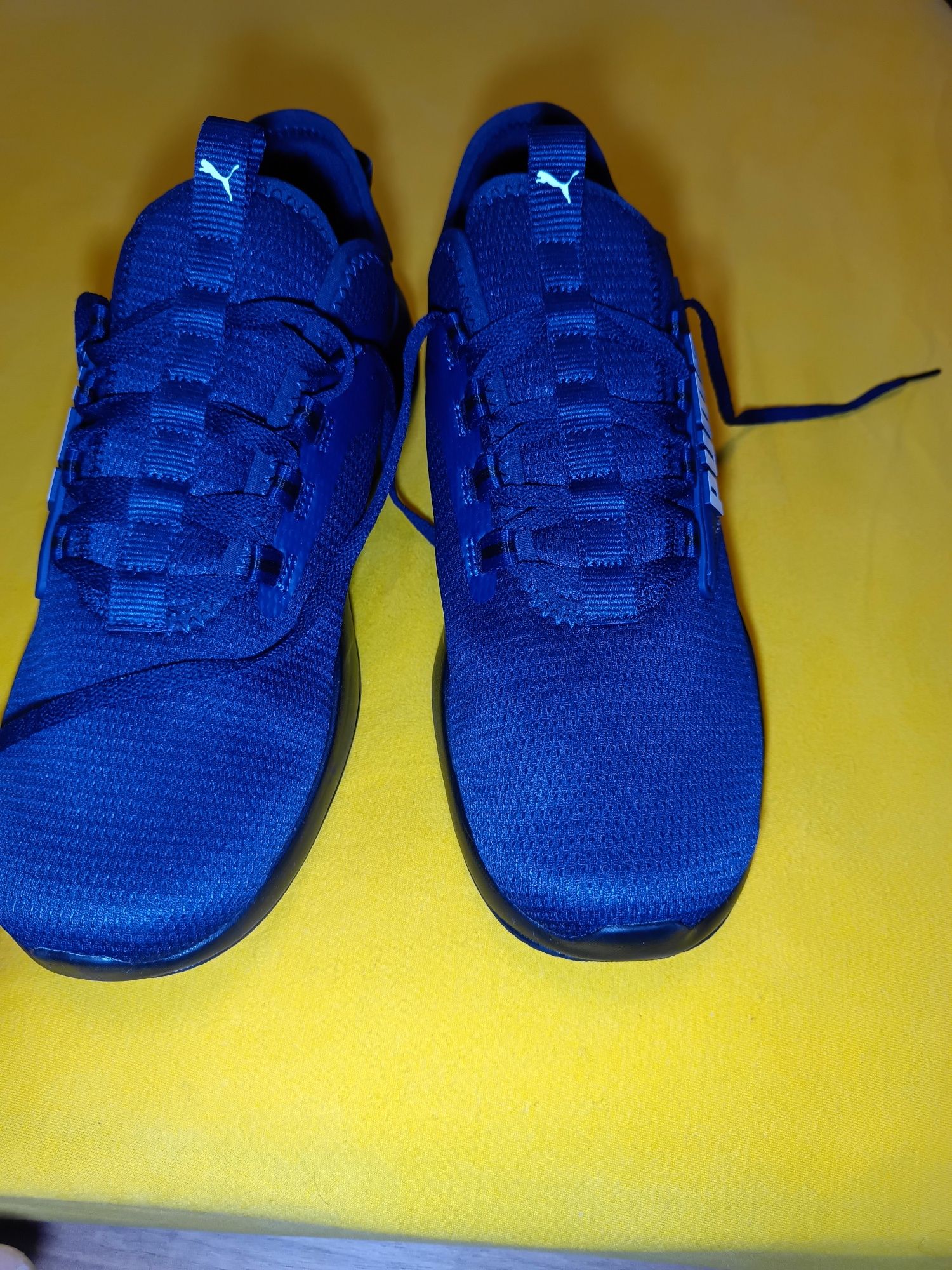 Vând Casual Puma