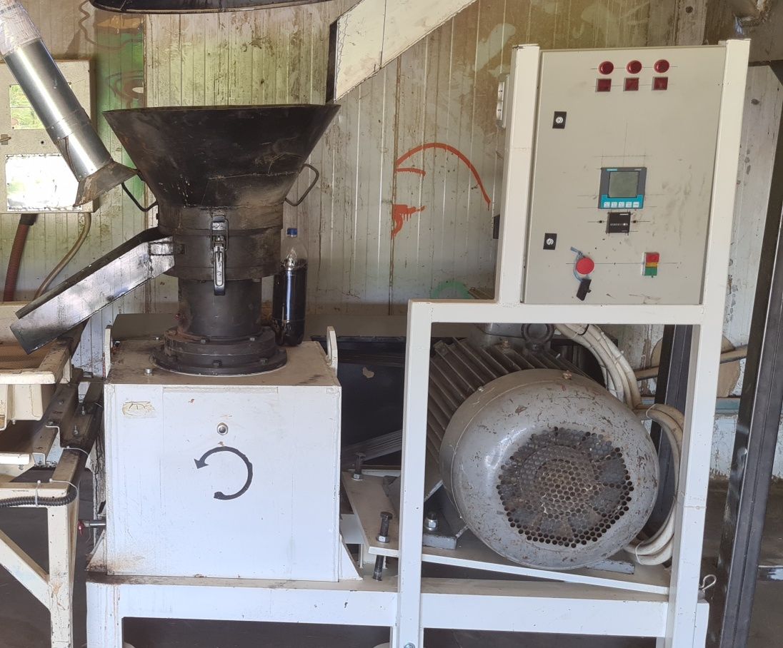 Presa peleti 37 kw