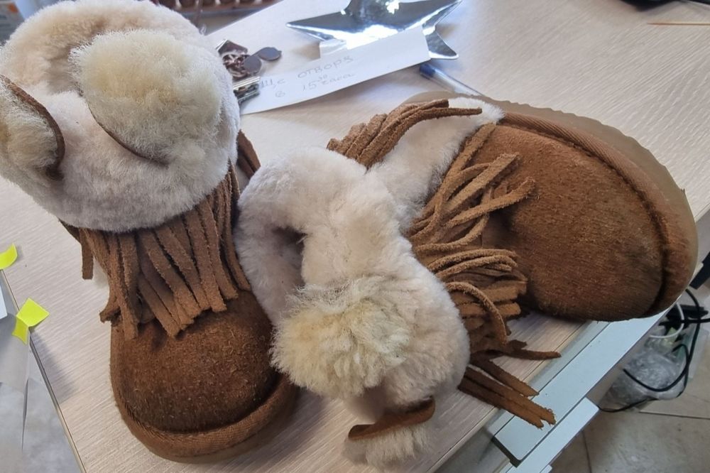 UGG уникални ботушки за малки крачета номер 22