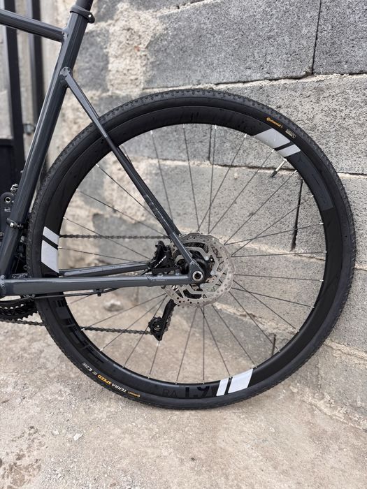 Велосипед CUBE ATTAIN SL 28 Gravel