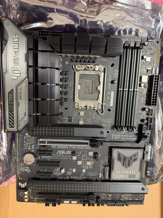 Asus tuf gaming z790 plus wifi