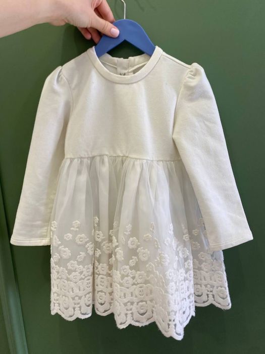 Платье белое Mayoral на девочку