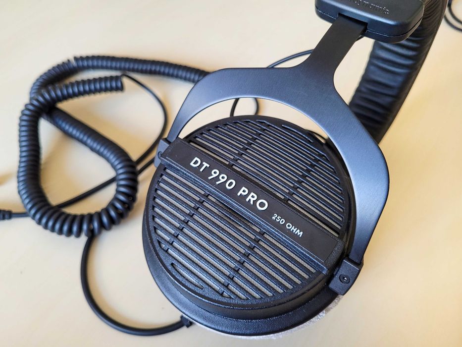 Caști Beyerdynamic DT 990 Pro