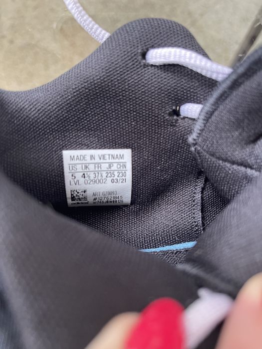 Детски маратонки оргинални ADIDAS Cliudfoam номер US 5, UK 41/2,
