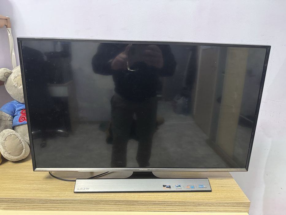 Продам телевизор samsung оригинал