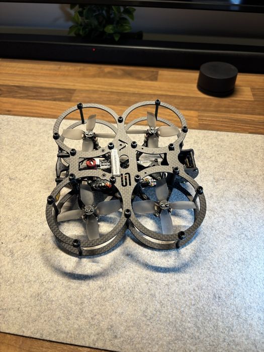 Drone FPV custom AOS CINE25 cu DJI O4