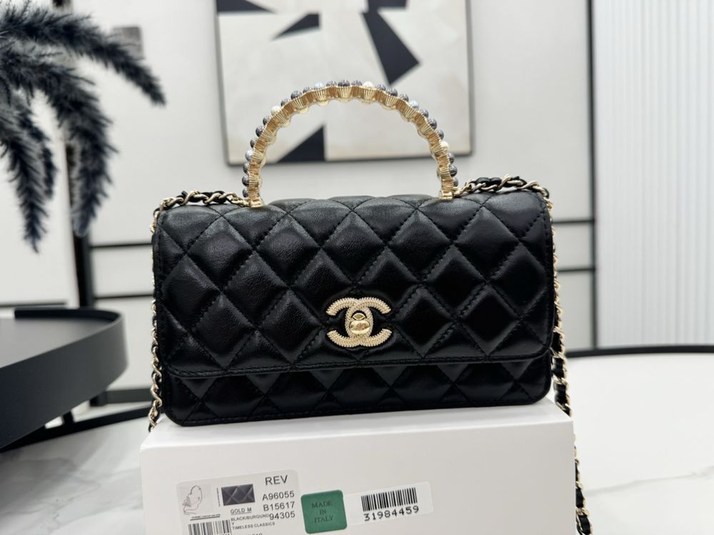 Geanta Chanel 19