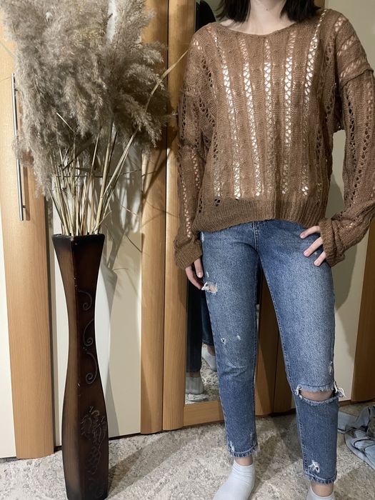 Свитер б/у в хорошем состоянии