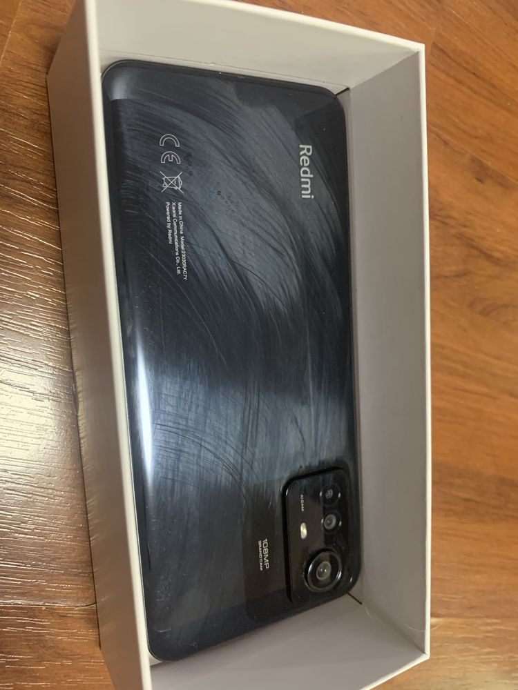 Продавам Redmi Note 12 s