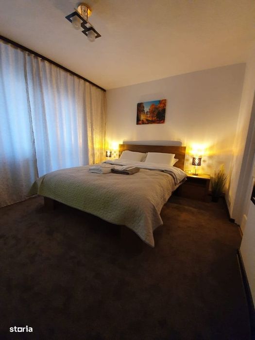 De vânzare, apartament cu 3 camere, Curtea de Argeș (Episcop Nichita)