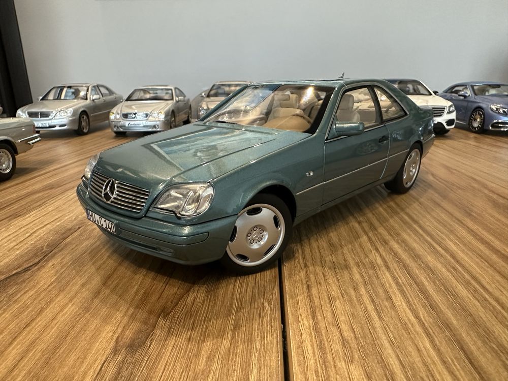 1/18 19бр. Колекционерски Mercedes