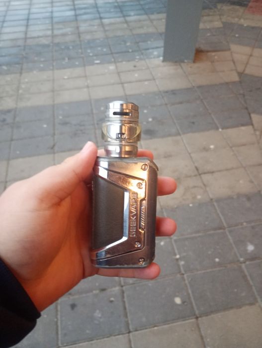 Vând keegvape aegis legend 2 200w