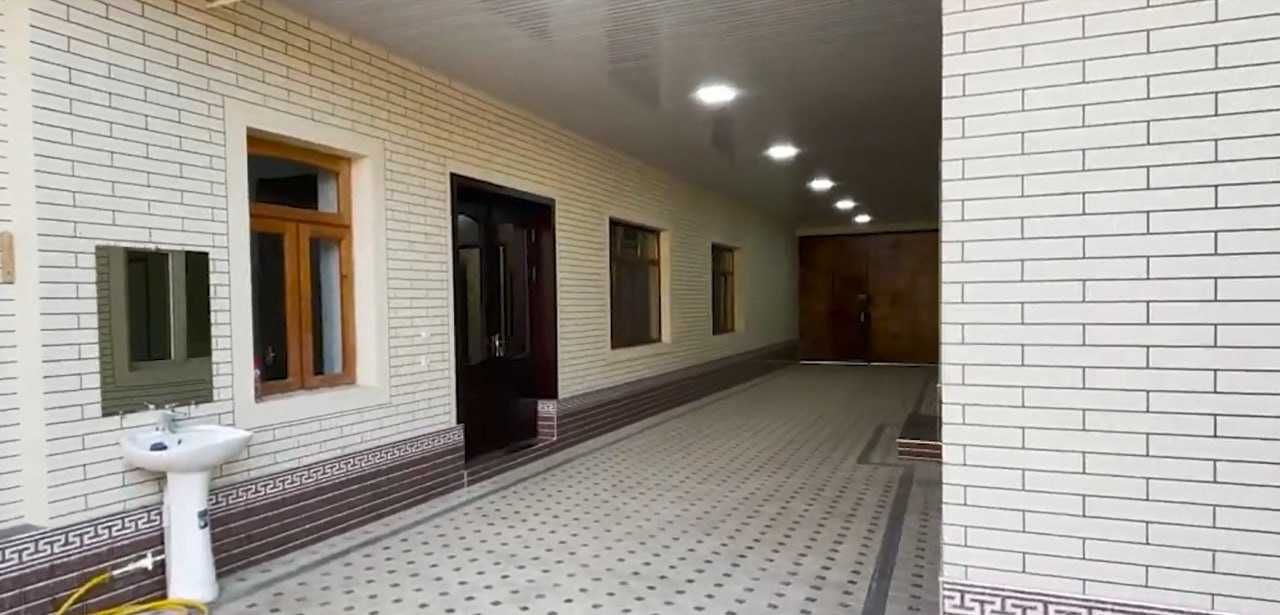 Sotiladi uchastka Toshkentda 8 sutix 10 xonali
