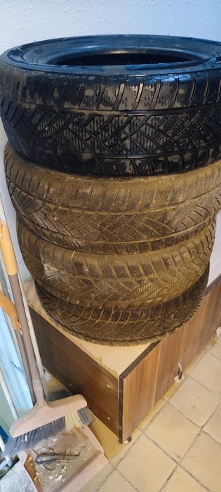 Продам комплект зимней резины LING LONG в отличном состоянии как новая