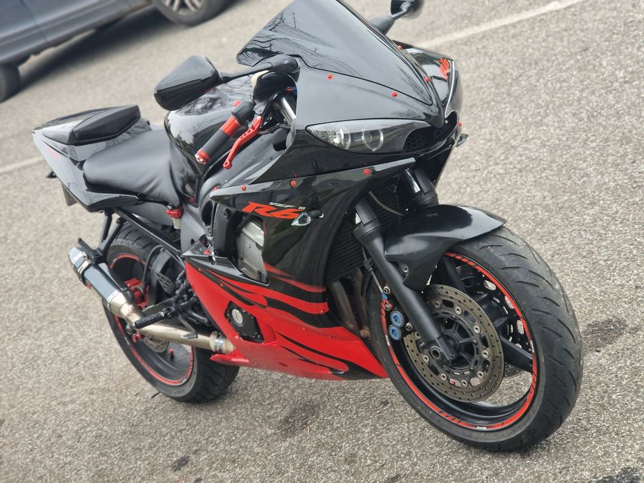 Yamaha R6.   .   .   .