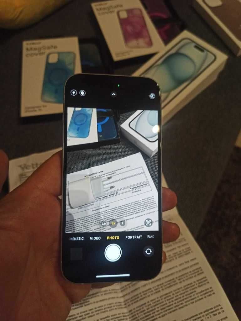 iPhone 15   256gb