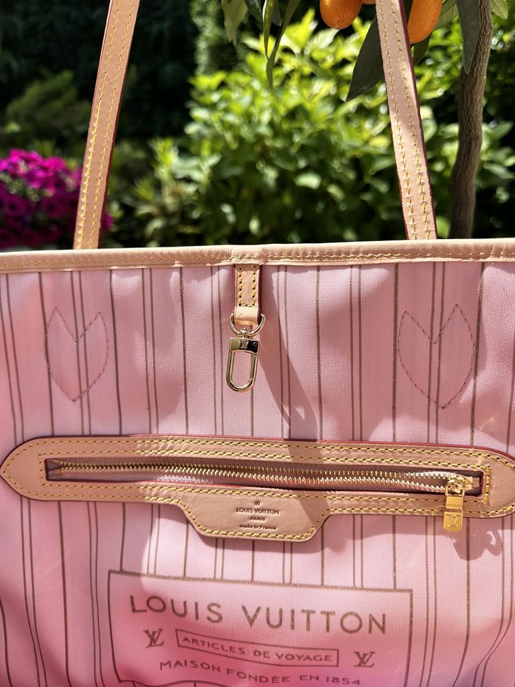 Дамска чанта Louis Vuitton