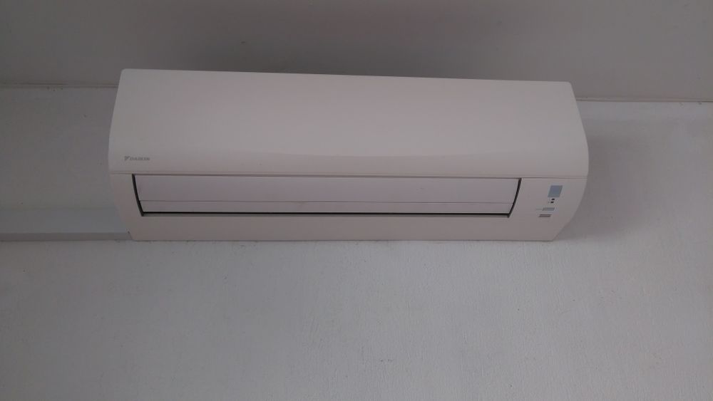 Продавам климатици Daikin Sensira 24000 BTU