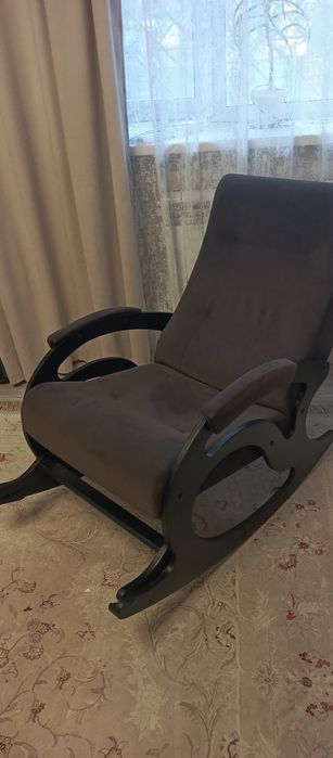 Кресло качалка новая