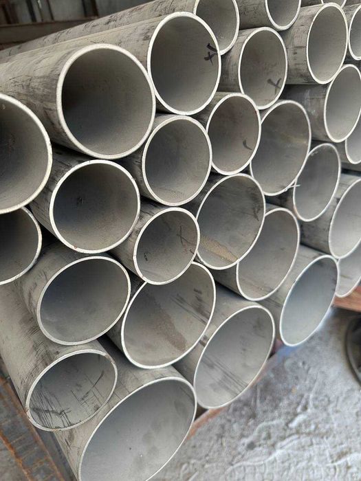Труба бесшовная матовая нержавеющая