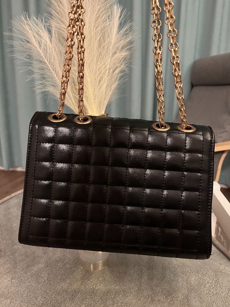 Чанта Chanel черна