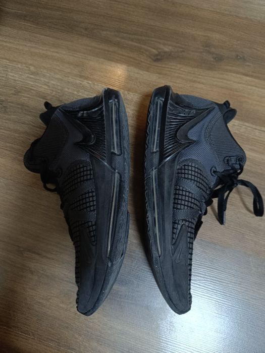 Nike LeBron witness 7 black