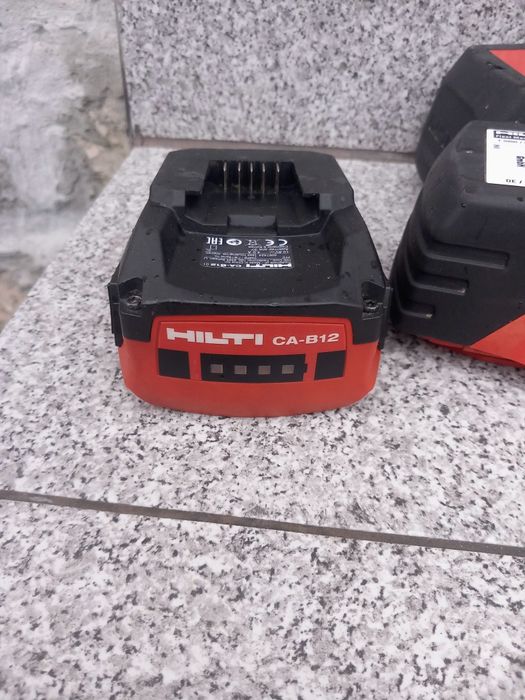 Hilti Батерия и Зарядно