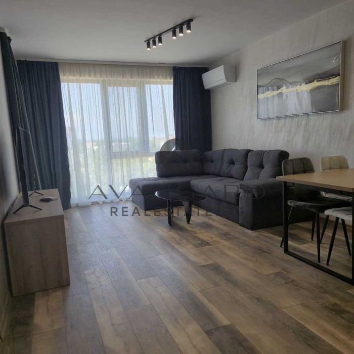 Продава се Двустаен апартамент в Пловдив, Христо Смирненски - 70 кв.м за 2609 €/кв.м - Снимка #1