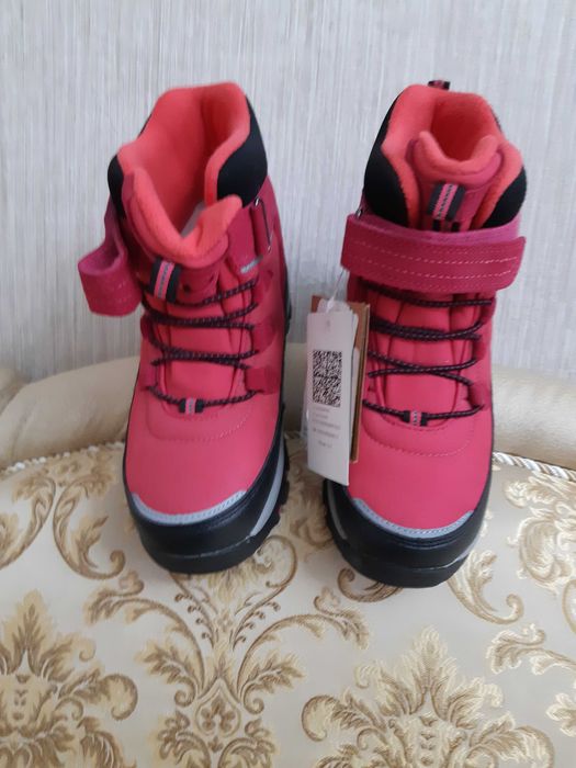 Продам новые ботинки/сапожки зимние