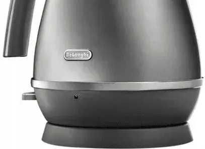 Электрический чайник DeLonghi KBI 2001 S Distinta Flair