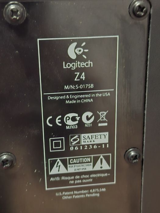 Vand sistem audio loghitech z4 perfect functionabil!!