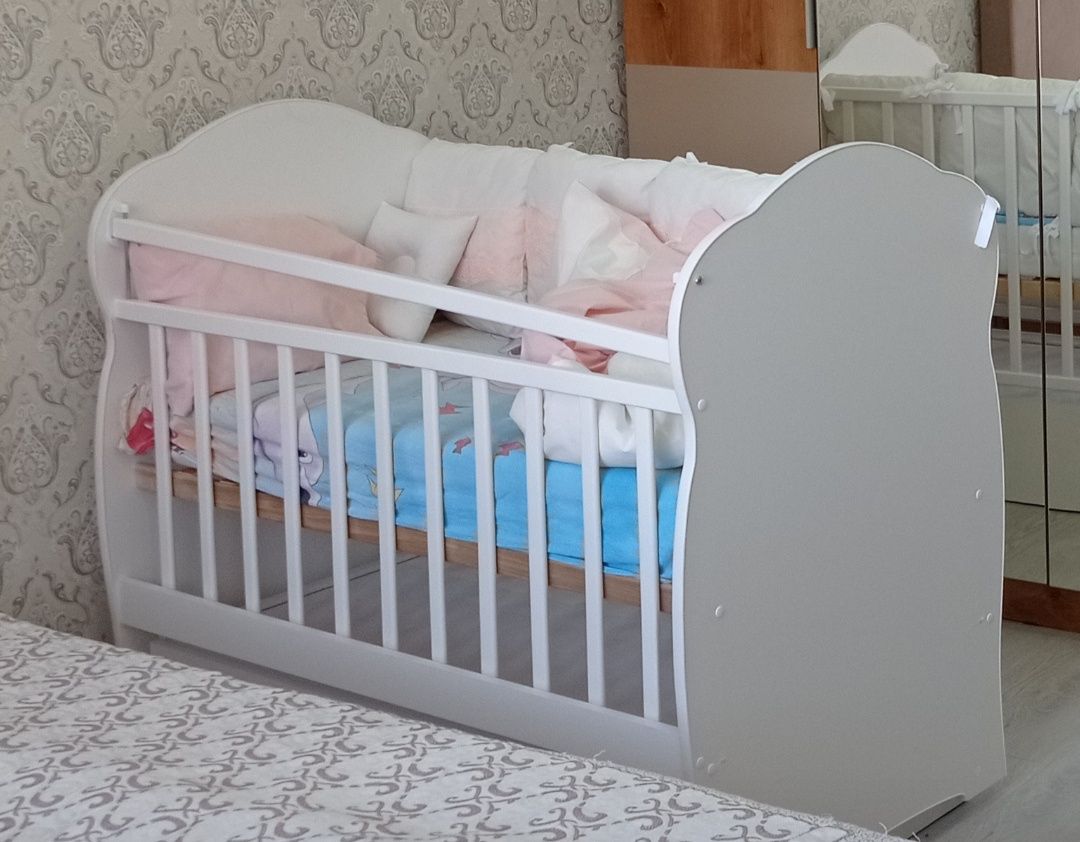 Кроватка для малышей
