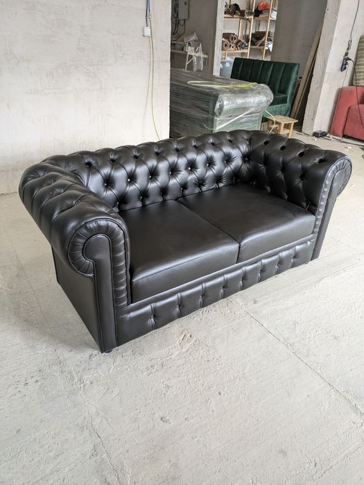 Диван Честер двухместный черный