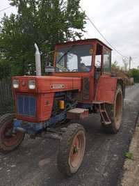 vând tractor U650 din 97 original