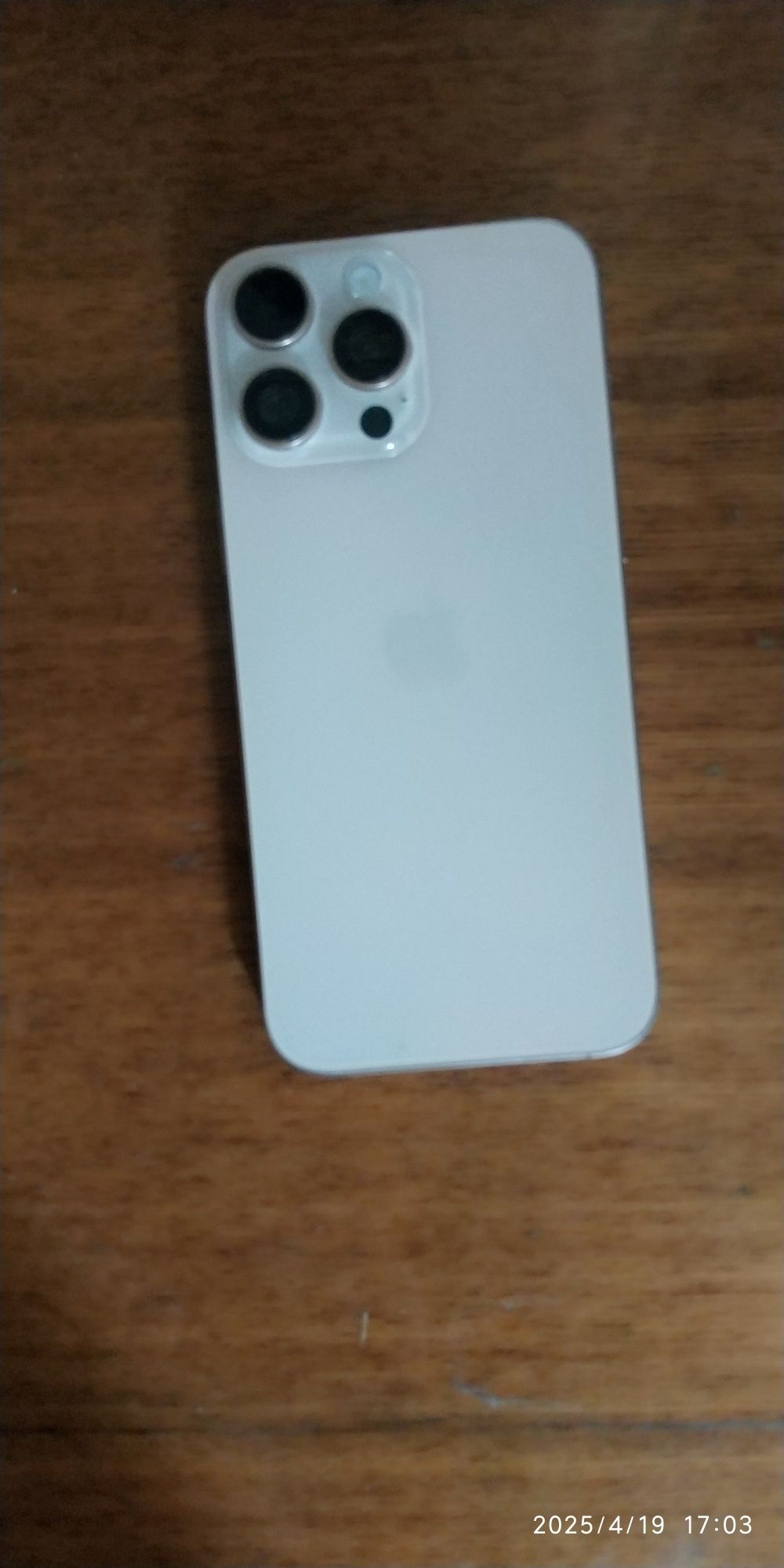 Iphone 16 pro max premium variant  1:1