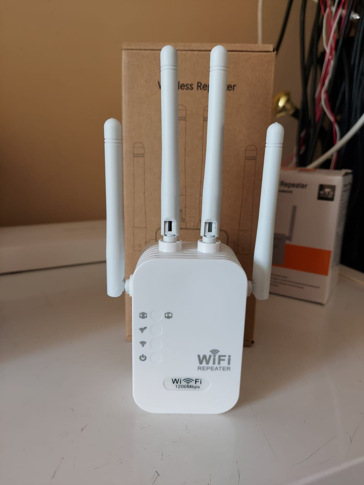Wi-Fi Repeater усилитель