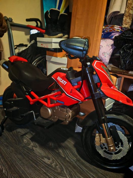 Motocicleta electrica copii 400w, Ducati Peg Perego