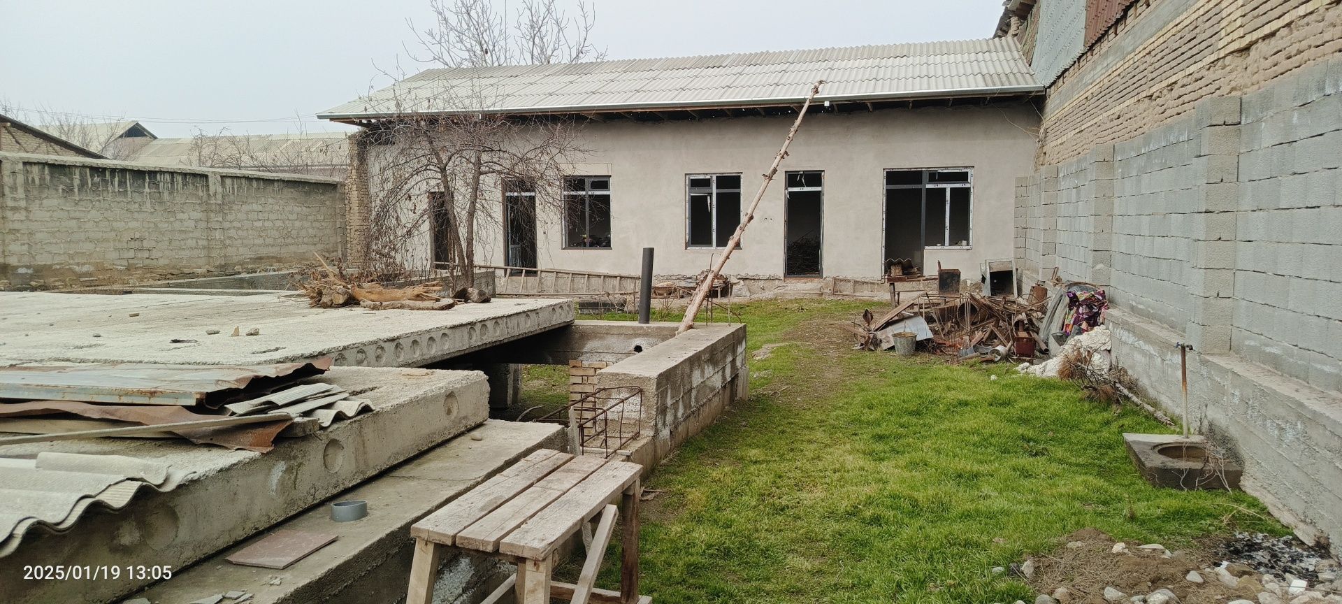 Ҳовли уй жой сотилади