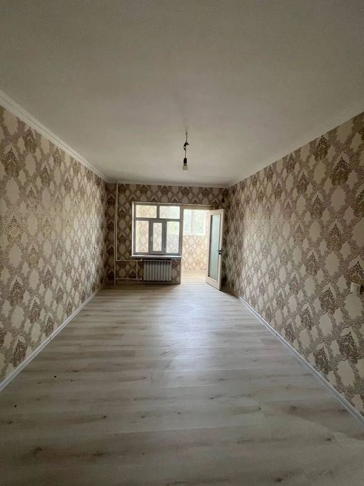 Яшнабадский район, 
улица Корасув.
Квартира бывшее общежитие