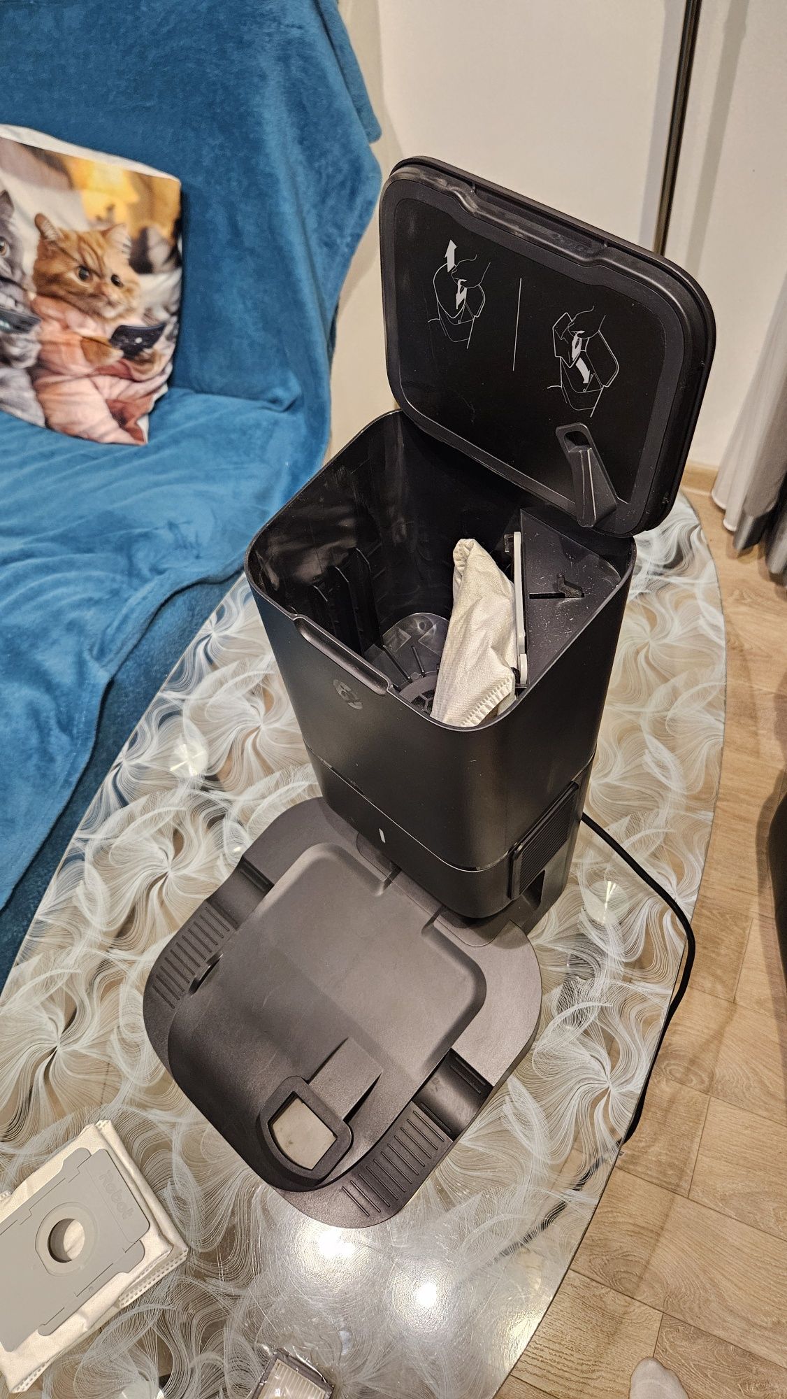 iRobot Roomba i3+