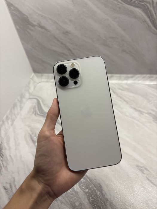 Продам Iphone 13 ProMax