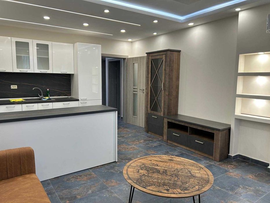 Дава се под наем Двустаен апартамент в София, Център - 80 кв.м за 750 € - Снимка #8