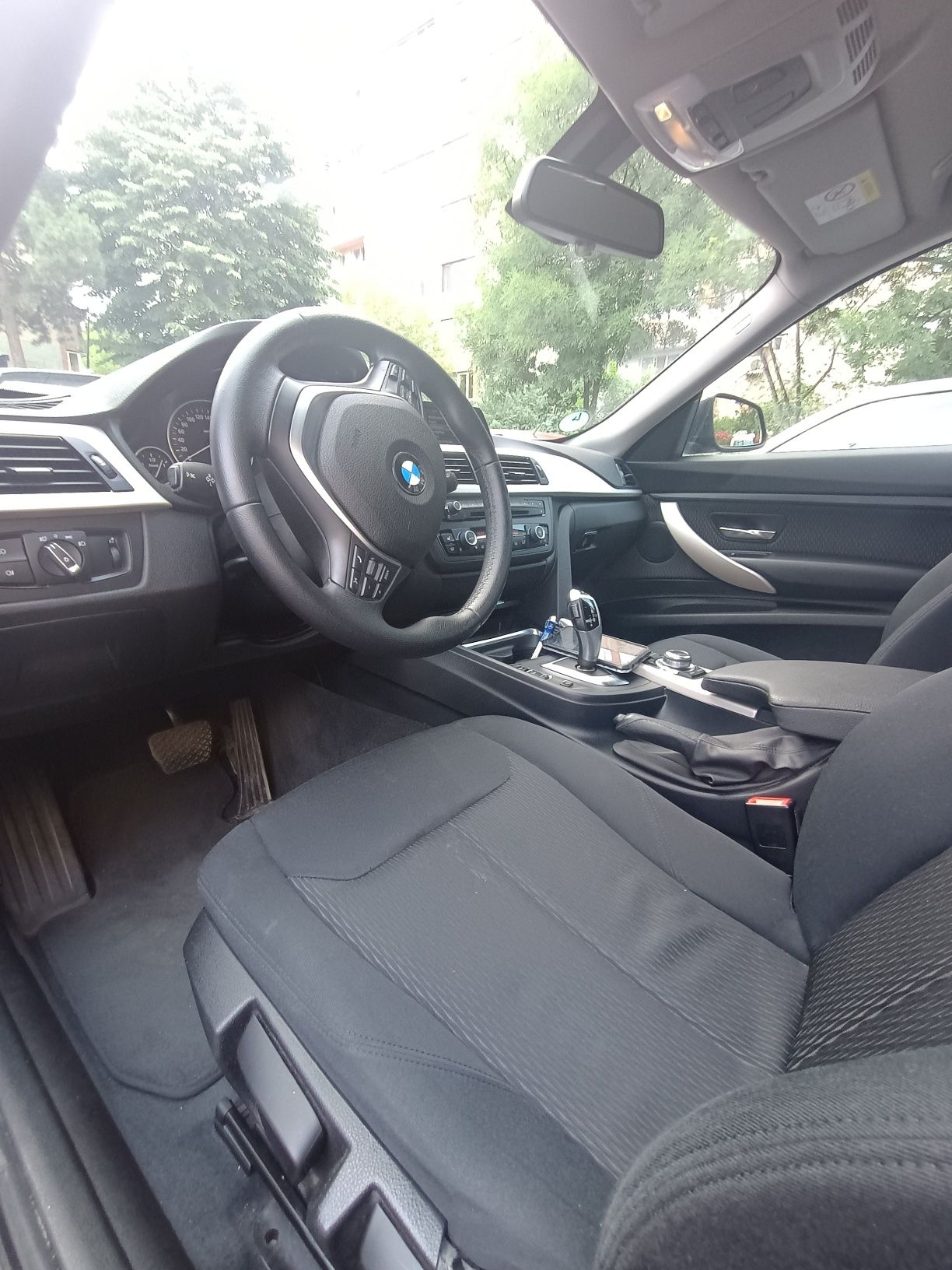 Vând BMW 318 GT an 2016