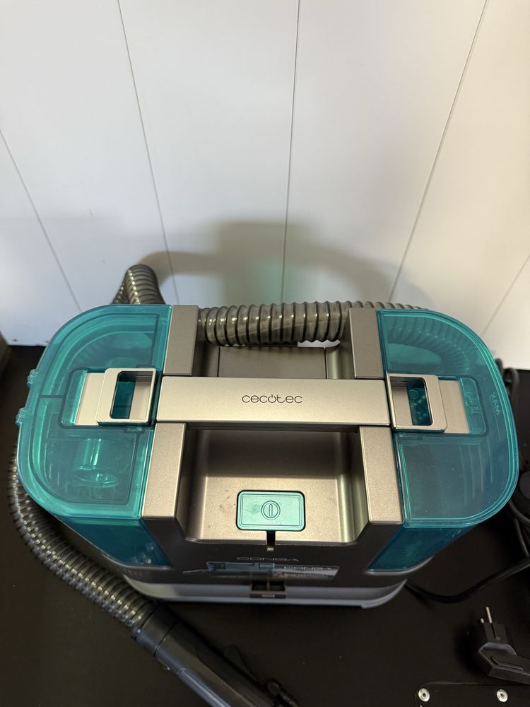 Прахосмукачка за килими Cecotec
